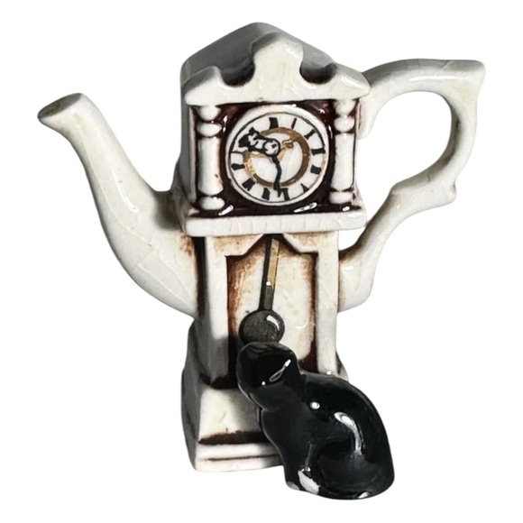 Bundle of 4 Vintage Cardew Tiny Teapots - Picture 7 of 14